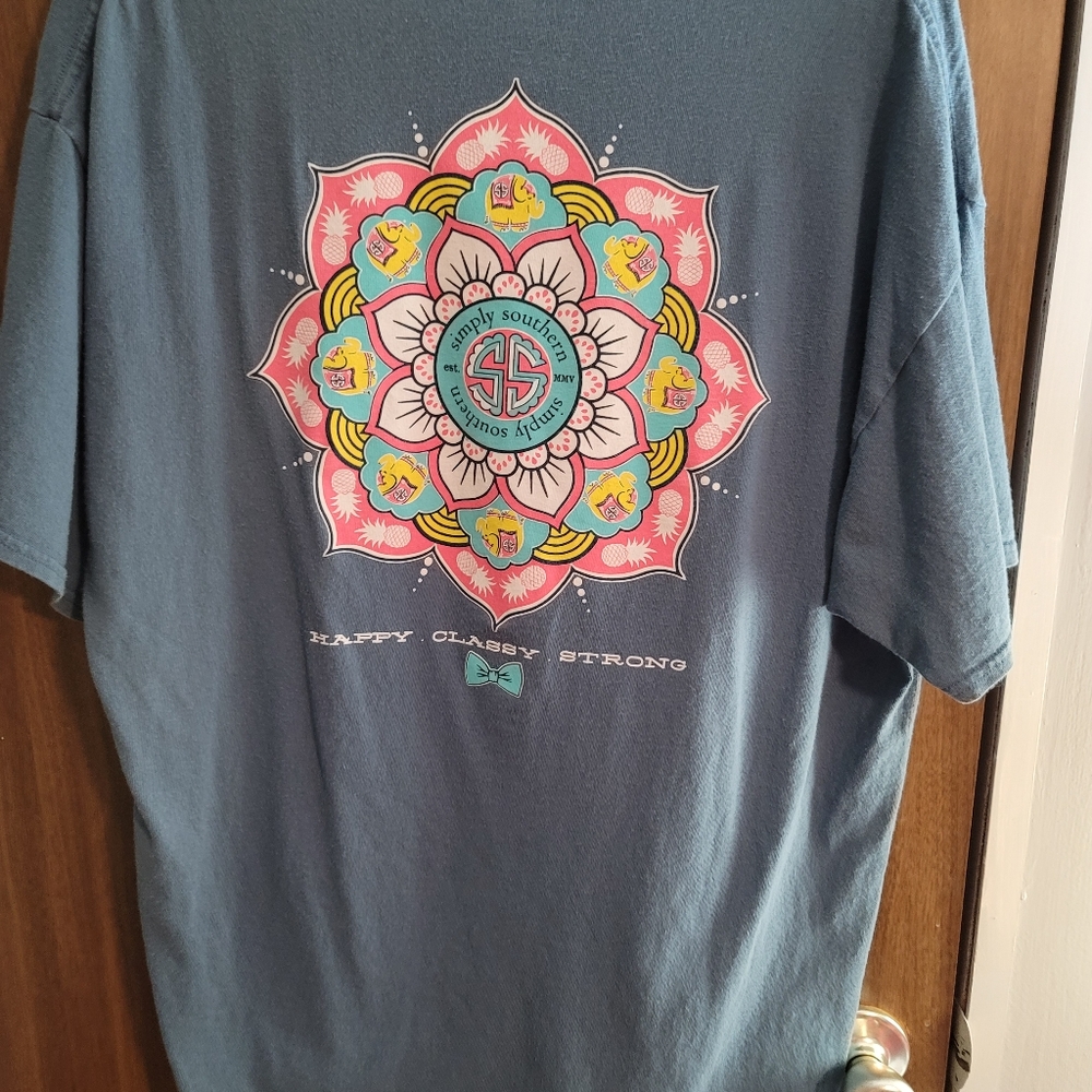 Simply Southern T-Shirt Size XL